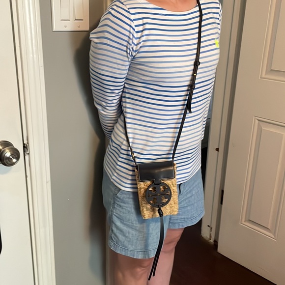 Tory Burch Raffia Phone Crossbody - Picture 6 of 6